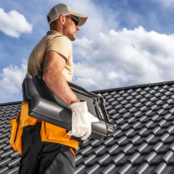 SCHEIT COUVERTURE 67 : artisan couvreur sur Strasbourg et dans tout le BAS-RHIN (67). Travaux de couverture, pose et rénovation de couverture, réparation fuite toiture, pose de fenêtre de toit velux, zinguerie, entretien toiture : nettoyage, démoussage, traitement anti mousse et peinture hydrofuge toiture, nettoyage, démoussage, ravalement peinture façade, imperméabilisation façade sur Strasbourg et dans tout le BAS-RHIN (67)