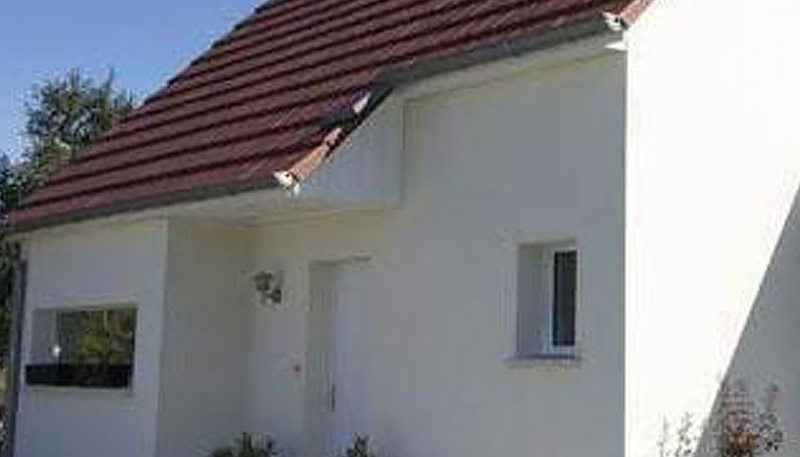 Ravalement peinture façade - SCHEIT COUVERTURE 67 : artisan peintre sur Strasbourg et dans tout le BAS-RHIN (67) : nettoyage, démoussage, traitement anti-mousse, ravalement peinture façade, imperméabilisation hydrofuge façade . Intervention sur Strasbourg et dans tout le BAS-RHIN (67)